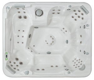 South Seas Deluxe 965L hot tub with 8 seats, 9 foot size